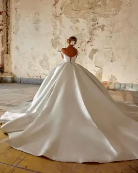 Aaliya Luxury White Wedding Dress