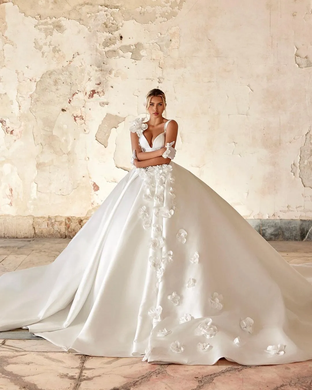 Aaliya Luxury White Wedding Dress