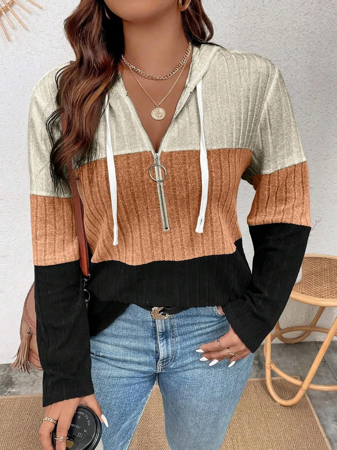 COZYEASE Women's Plus Size Colorblock Half Zip Hoodies Ribbed Knit V Neck Long Sleeve Pullover Sweater