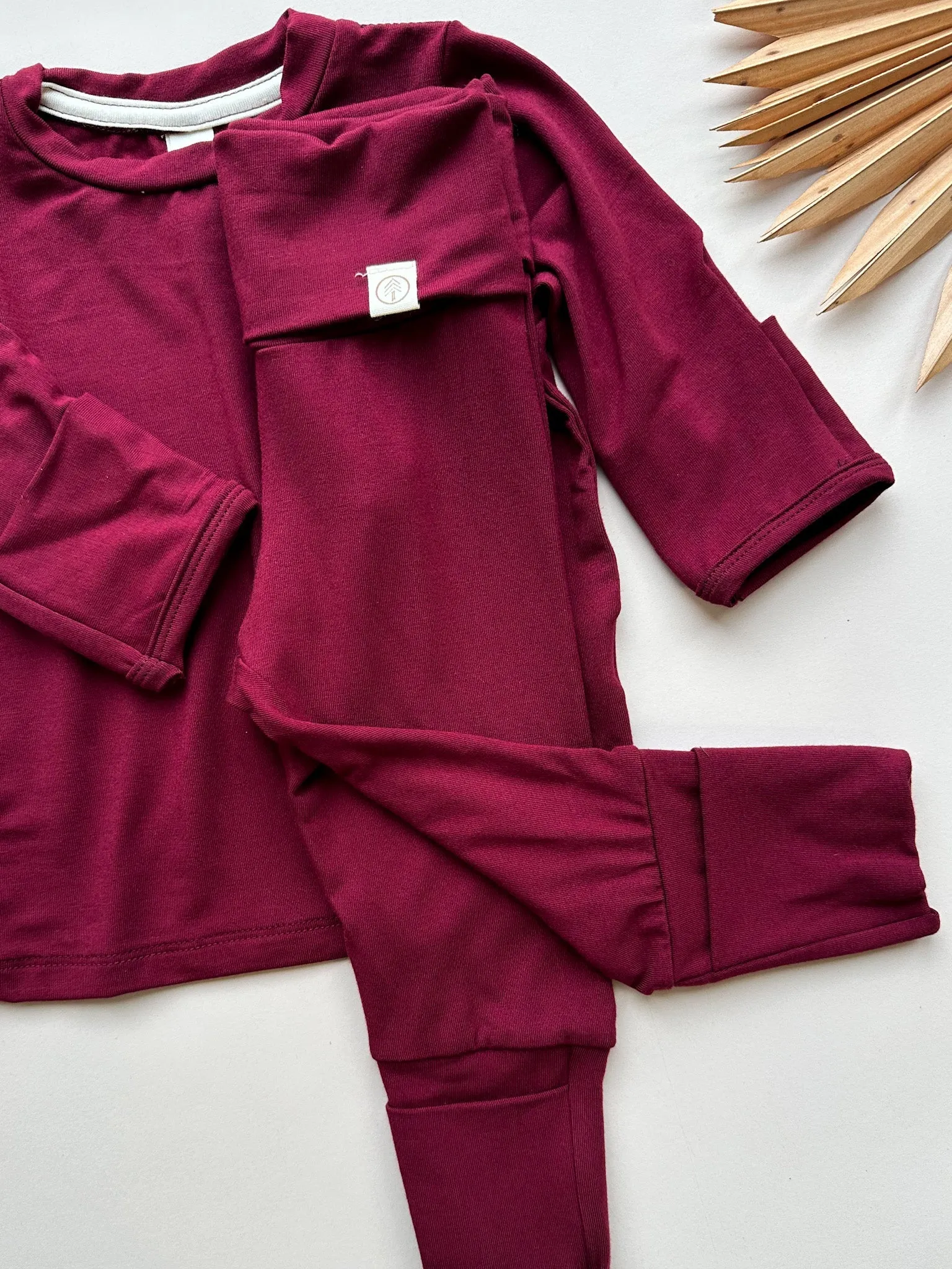 Long Sleeve T-shirt with Mittens | Baby & Toddler | Luxury Bamboo | Merlot